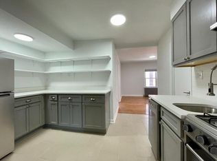 1010 Pine St #3F, Philadelphia, PA 19107