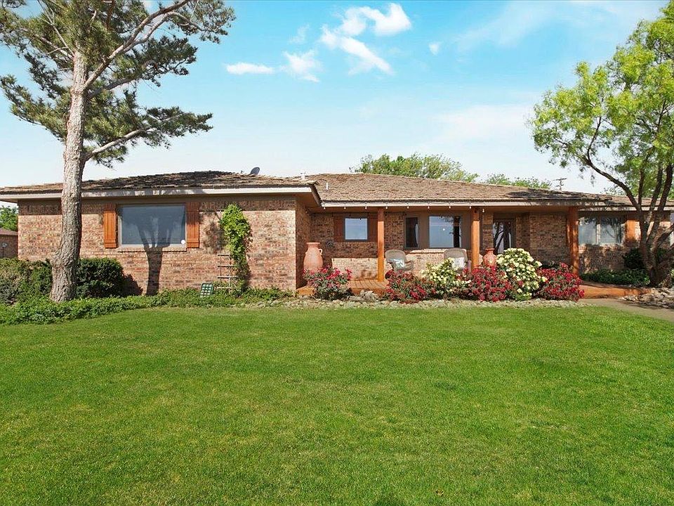 1st image of 402 Aubrey Ln