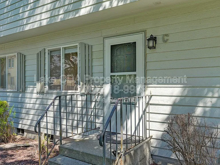 1611 E Montana Ave #C — Photo 26