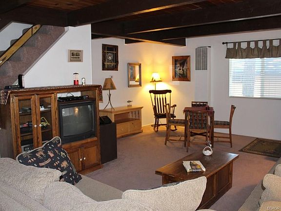 4th image of 260 Wabash Ln