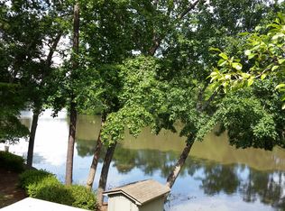 87 Ridge Lake Dr, Columbia, SC 29209