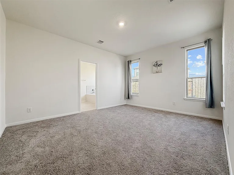 2809 Cordova Hill Dr — Photo 9
