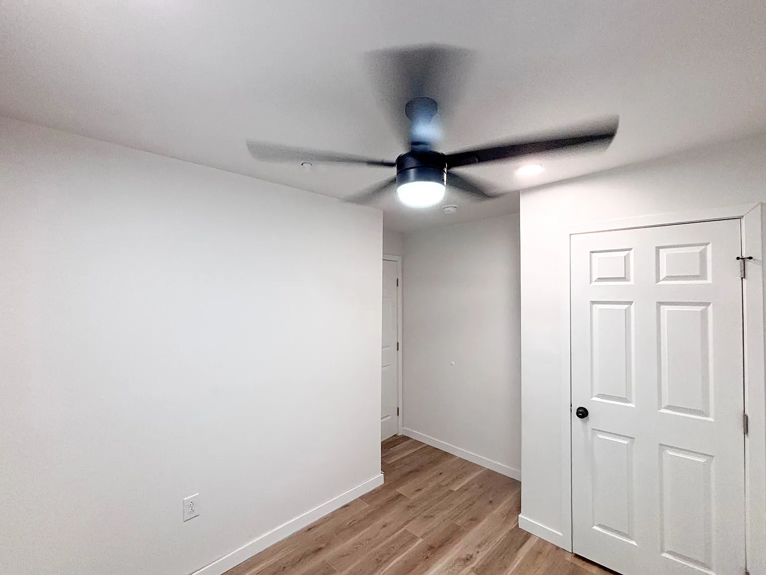 2 bed, 1.0 bath, 616 sqft, $1,400 — Photo 2