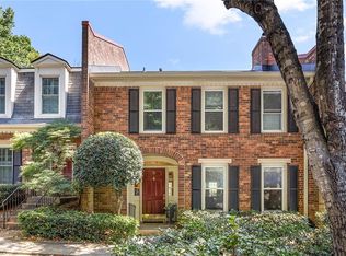 9 Queen Victoria Pl NE, Atlanta, GA 30342