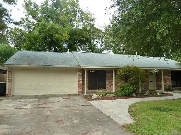 9122 Western Dr, Houston, TX 77080