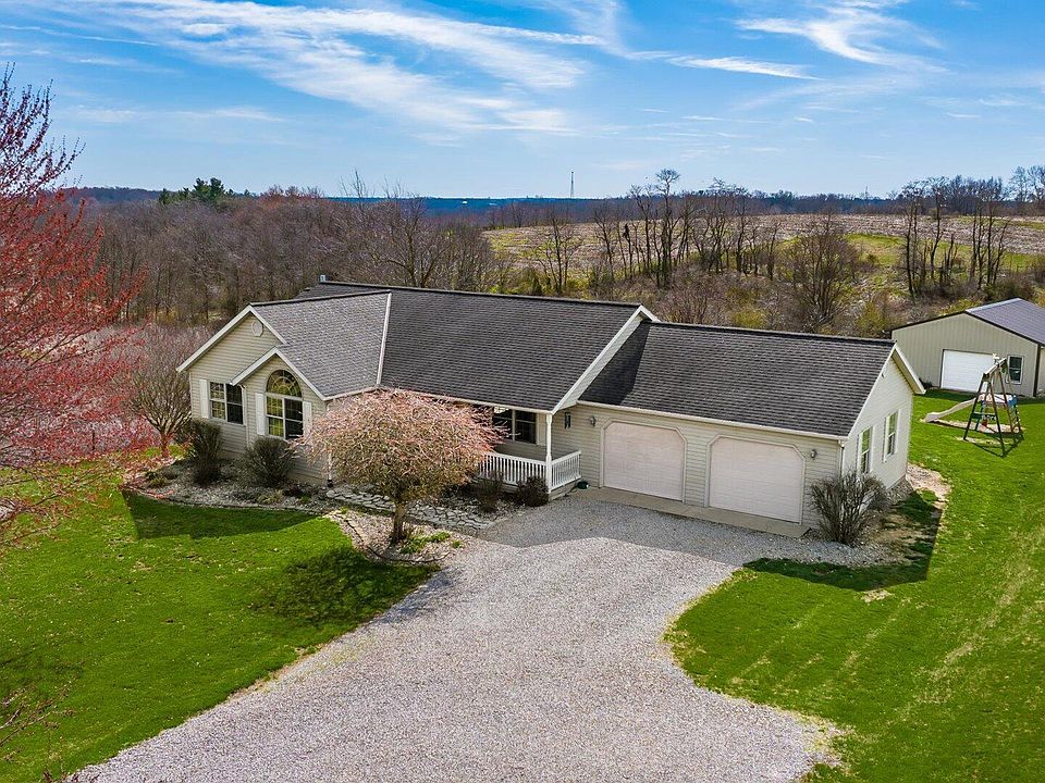 1st image of 4035 Township Road 70 NW
