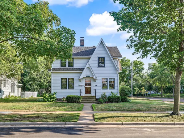 539 W Grand Ave, Eau Claire, WI 54703