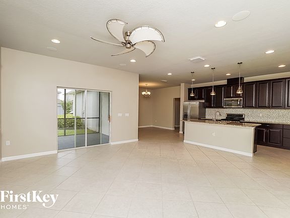 2nd image of 2536 Portico St