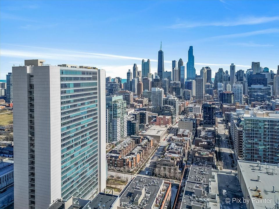 1st image of 500 W Superior St #2505