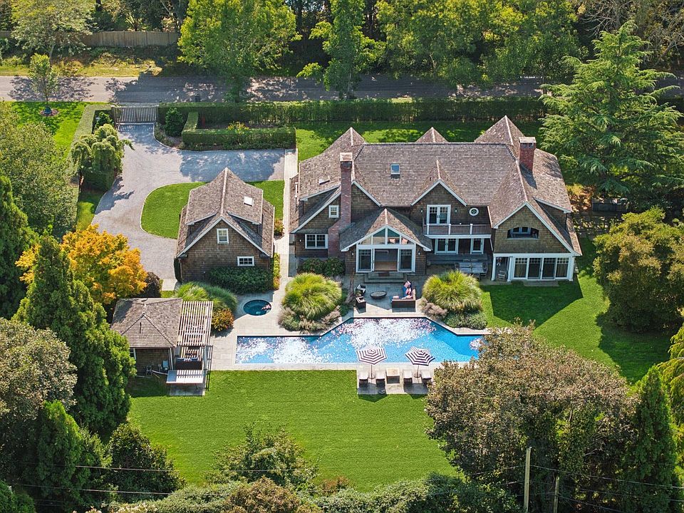 1st image of 2 Borden Ln