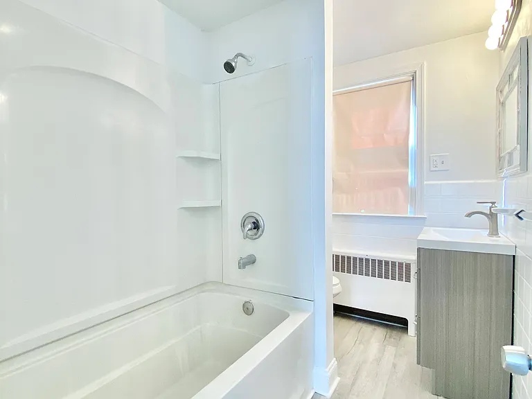 1029 Lafayette Ave — Photo 6