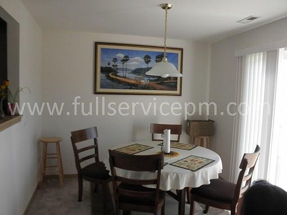 3rd image of 21558 SE 290th Pl