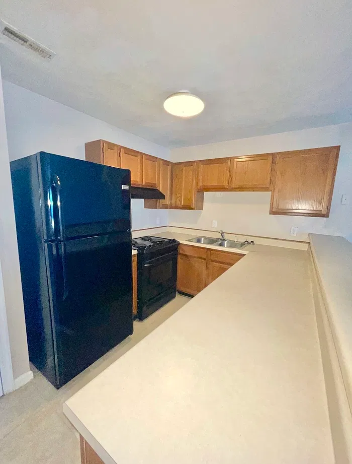 2 bed, 2.0 bath, 960 sqft, $1,350 — Photo 4
