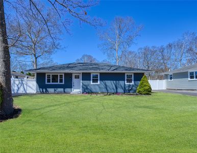 45 Crestwood Drive, Shirley, NY, 11967