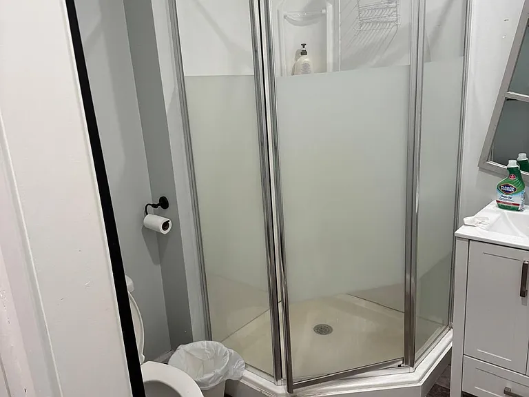 344 Richmond St #1 — Photo 7