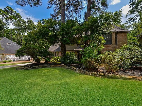 2nd image of 3806 Wildwood Ridge Dr