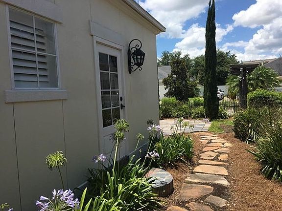 Access to garden from the Master bedroom