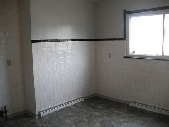 2nd image of 504 S Euclid Ave