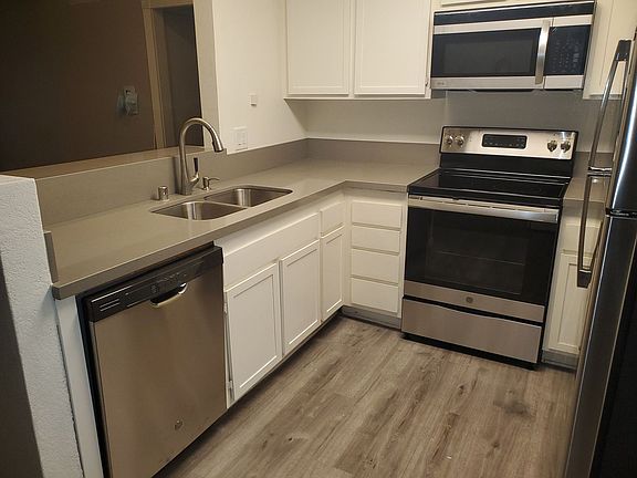3rd image of 1300 Saratoga Ave Unit 203