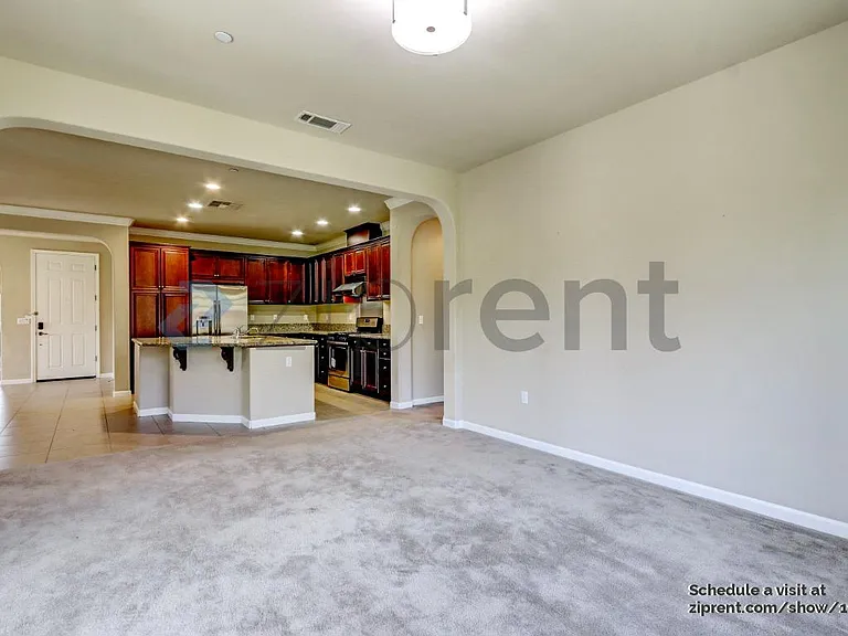 5617 Monaghan Way — Photo 5
