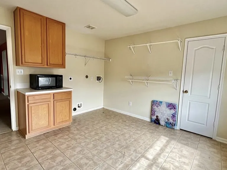 16711 Bending Creek Ln — Photo 7