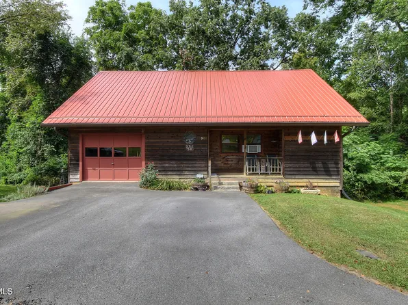 909 Paris St, Elizabethton, TN 37643