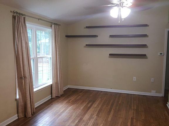 5th image of 3898 Brentwood Rd