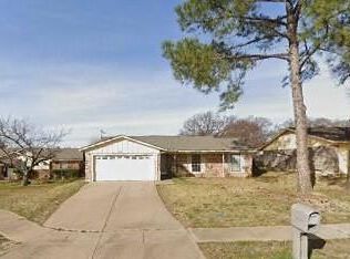 1909 Westover Ct, Arlington, TX 76015