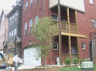 1425 Ashford Creek Cir, Atlanta, GA 30319