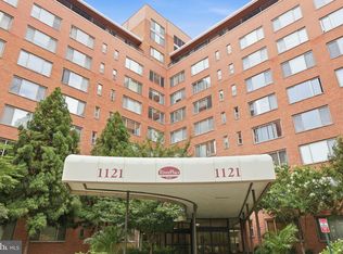 River Place Co-op, Arlington, VA 22209