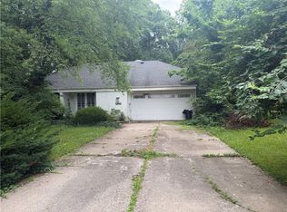 1240 Green Timber Trl, Dayton, OH 45458