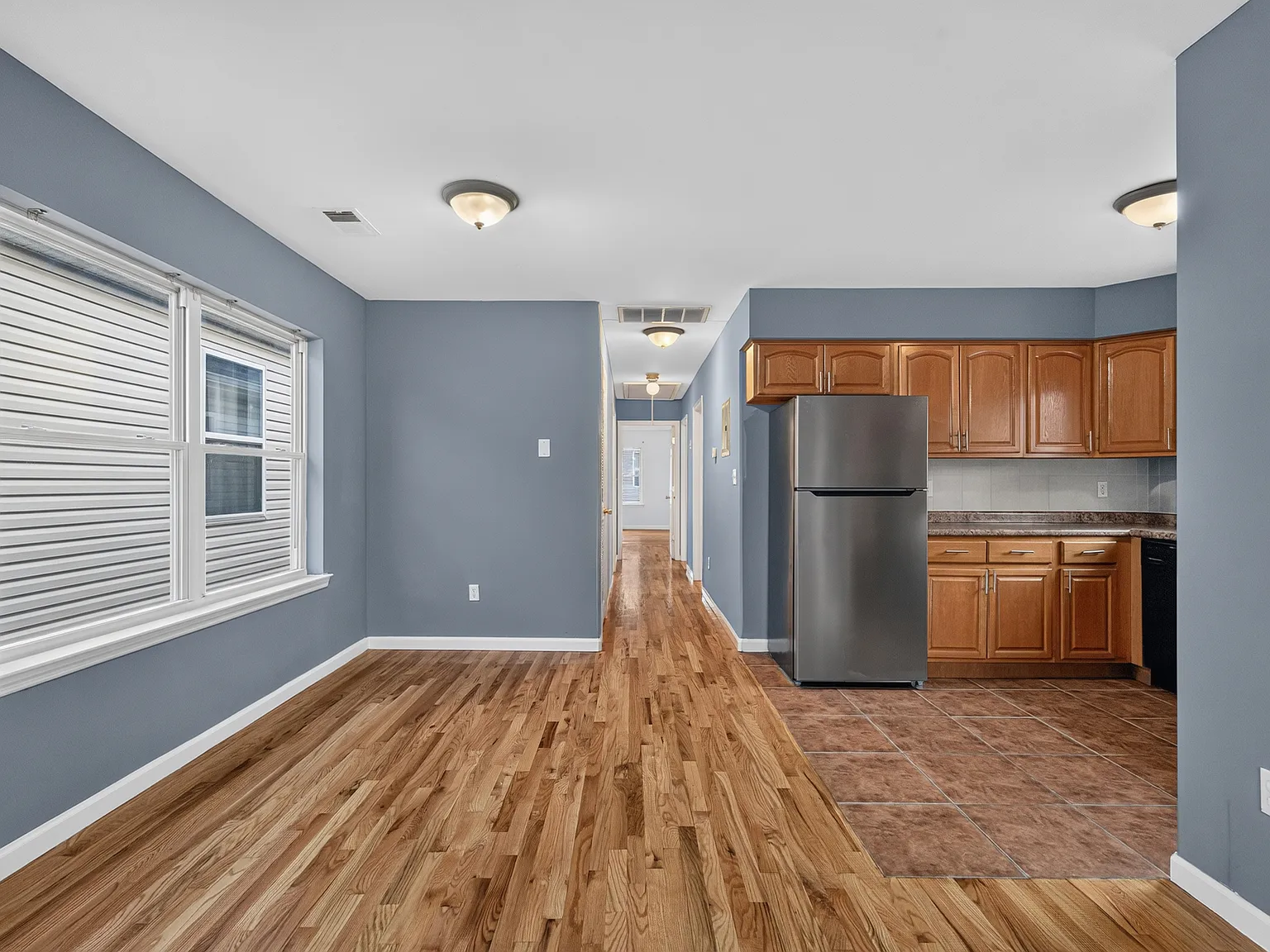 3 bed, $2,600 — Photo 3
