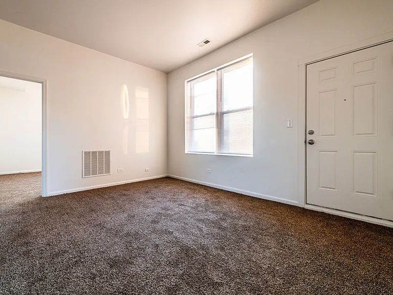1630 S Sawyer Ave — Photo 35