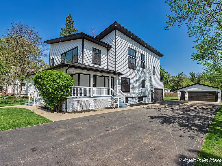 62 Pine St #A — Photo 1