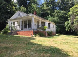 1379 Old Conover Startown Rd, Newton, NC 28658