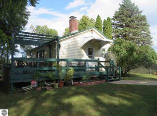 727 N Keystone Rd, Traverse City, MI 49696