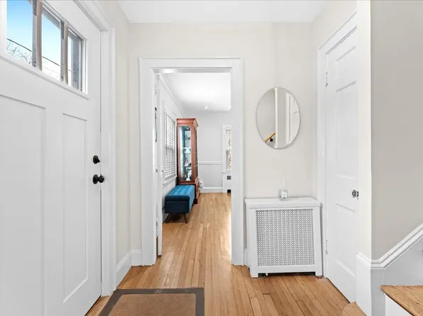 40 Lake Shore Rd, Brighton, MA 02135