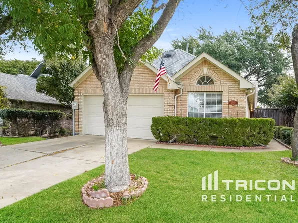 2085 Amherst Dr, Lewisville, TX 75067