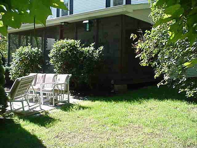 2nd image of 643 MACELROY Road