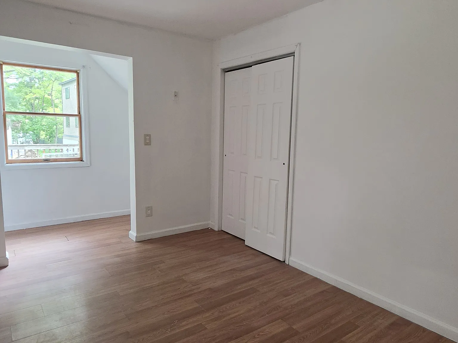 2 bed, 1300 sqft, $2,100 — Photo 2
