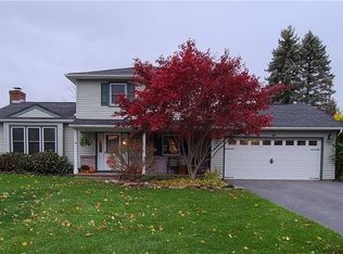 43 Heather Dale Chase, Henrietta, NY 14467