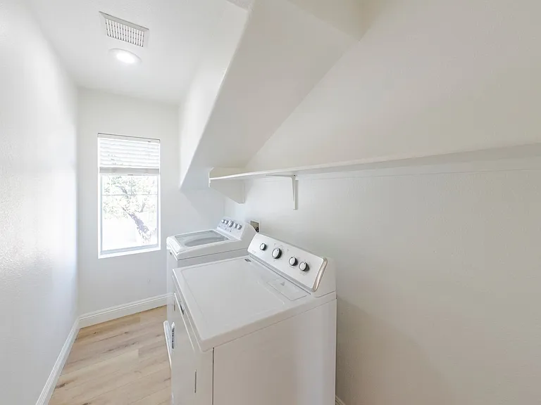 8146 Golden Flowers St — Photo 13