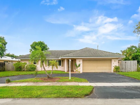 921 SW 11th Terrace, Boca Raton, FL 33486