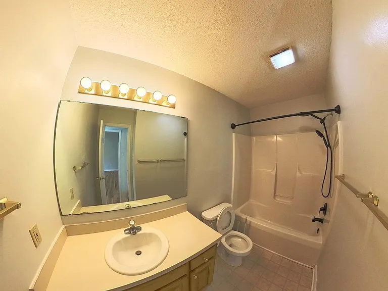 47 Forestdale Dr — Photo 10
