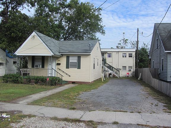 2nd image of 3545 Admiral Dr #11