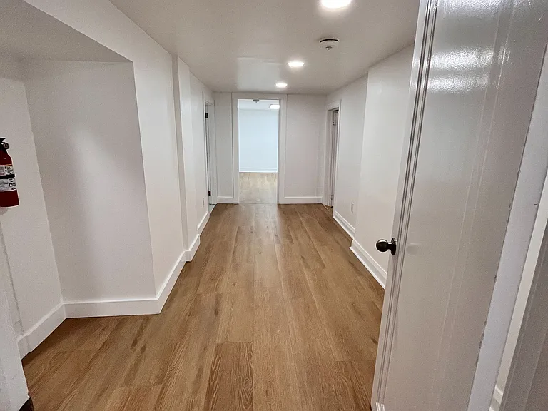 29 Whitehall Rd #BASEMENT — Photo 33