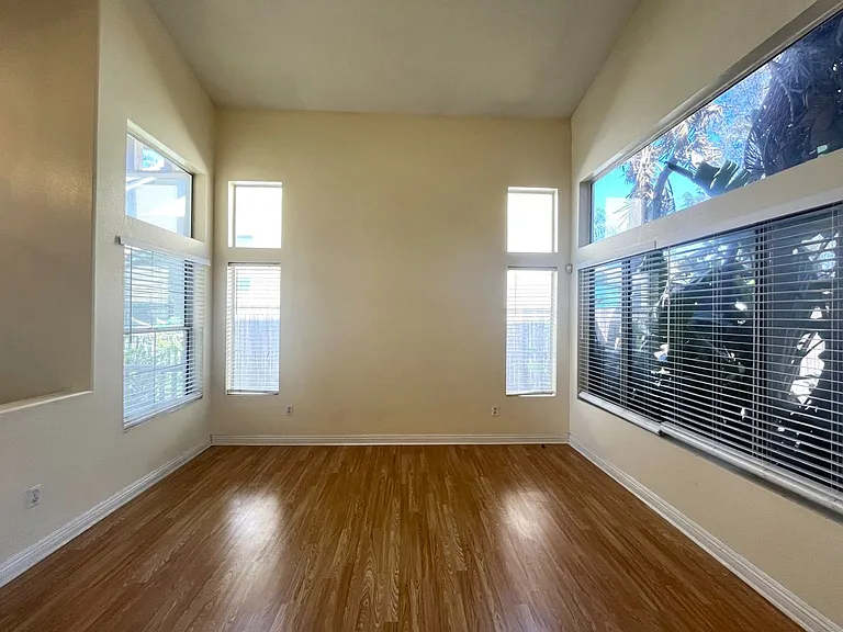 635 Shenandoah Rd — Photo 14