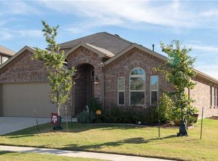 344 Pin Cushion Trl, Burleson, TX 76028