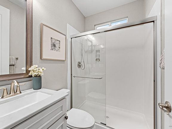 5th image of 5549 Kennedy Place