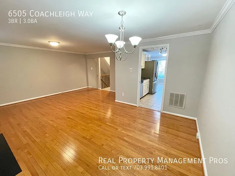 6505 Coachleigh Way — Photo 2